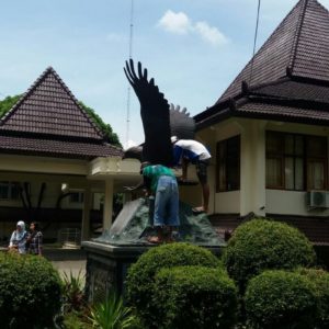 Kelik Studio Semar Mesem Patung Elang Patung Wisnu Kencana