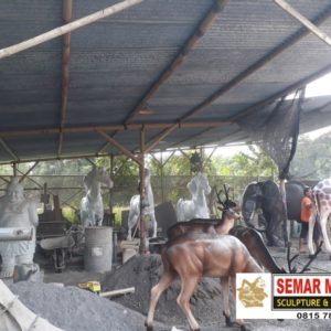 Jasa Pembuatan Patung Resin Jakarta Harga Patung Fiberglass Patung Karikatur