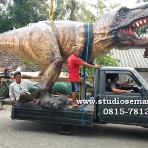 Patung Dinosaurus Taman Membuat Dinosaurus Dari Plastisin Patung Triceratops