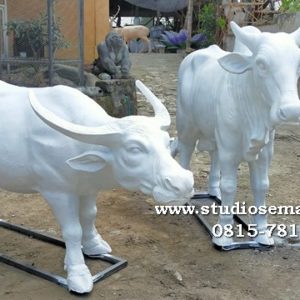 Foto Patung Sapi Pandaan Harga Patung Sapi Perah Gelang Patung Sapi