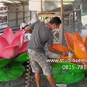 Harga Patung Fiberglass Patung Fiberglass Pembuat Patung Fiber