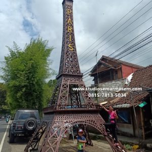 Menara Eiffel Jogja Menara Eiffel Jogja Menara Eiffel Jogja