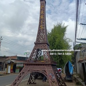 Tukang Taman Jonggol Tukang Taman Hotel Menara Eiffel Vector