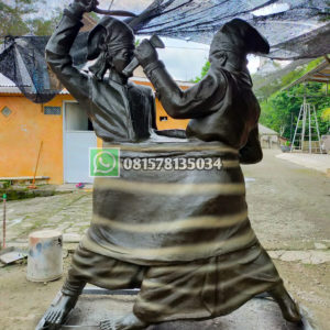 Patung Adat Patung Orang Patung Pahlawan