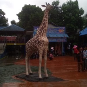Kelik Studio Semar Mesem Jerapah Waterboom Patung 3 Dimensi